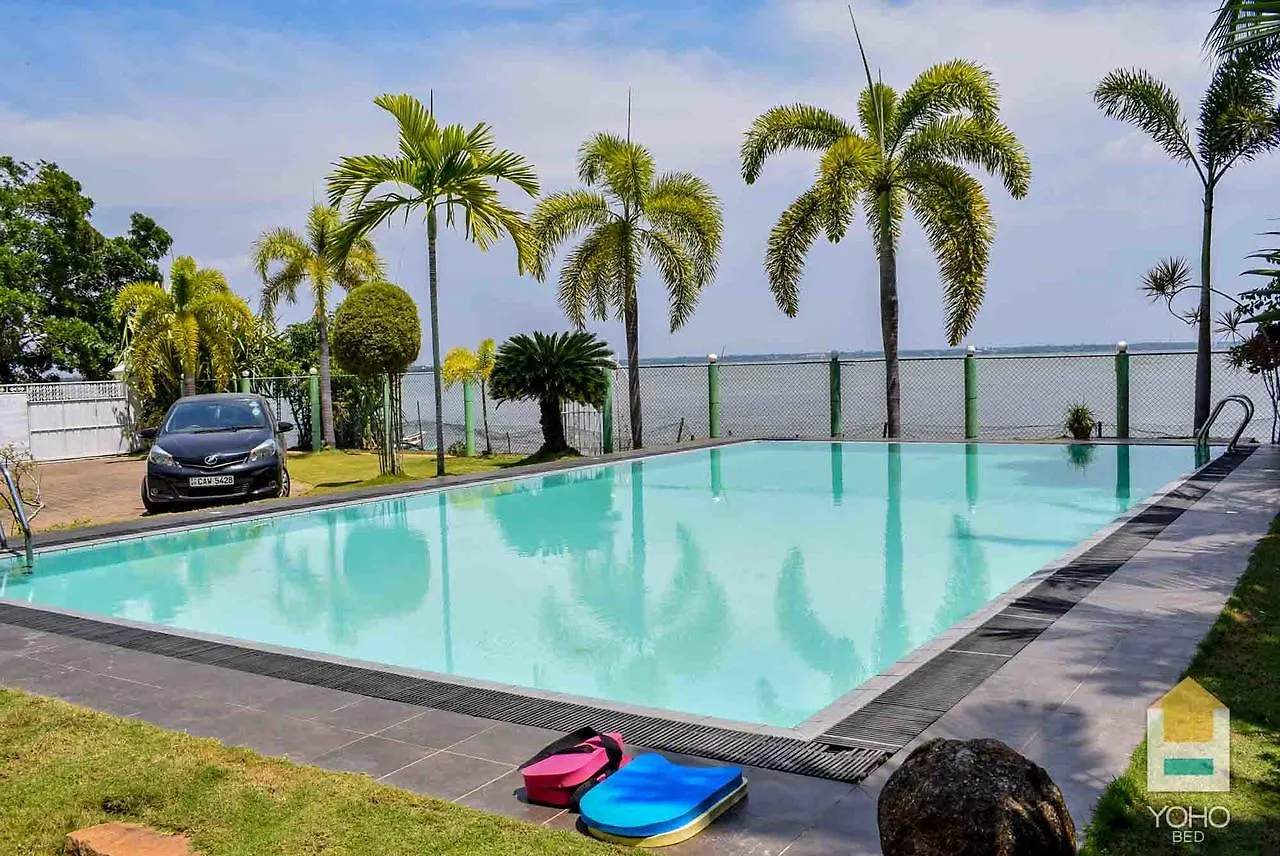 Rainbow Lagoon Villa Negombo Hotel