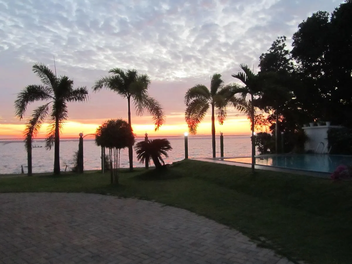Rainbow Lagoon Villa Negombo Hotel